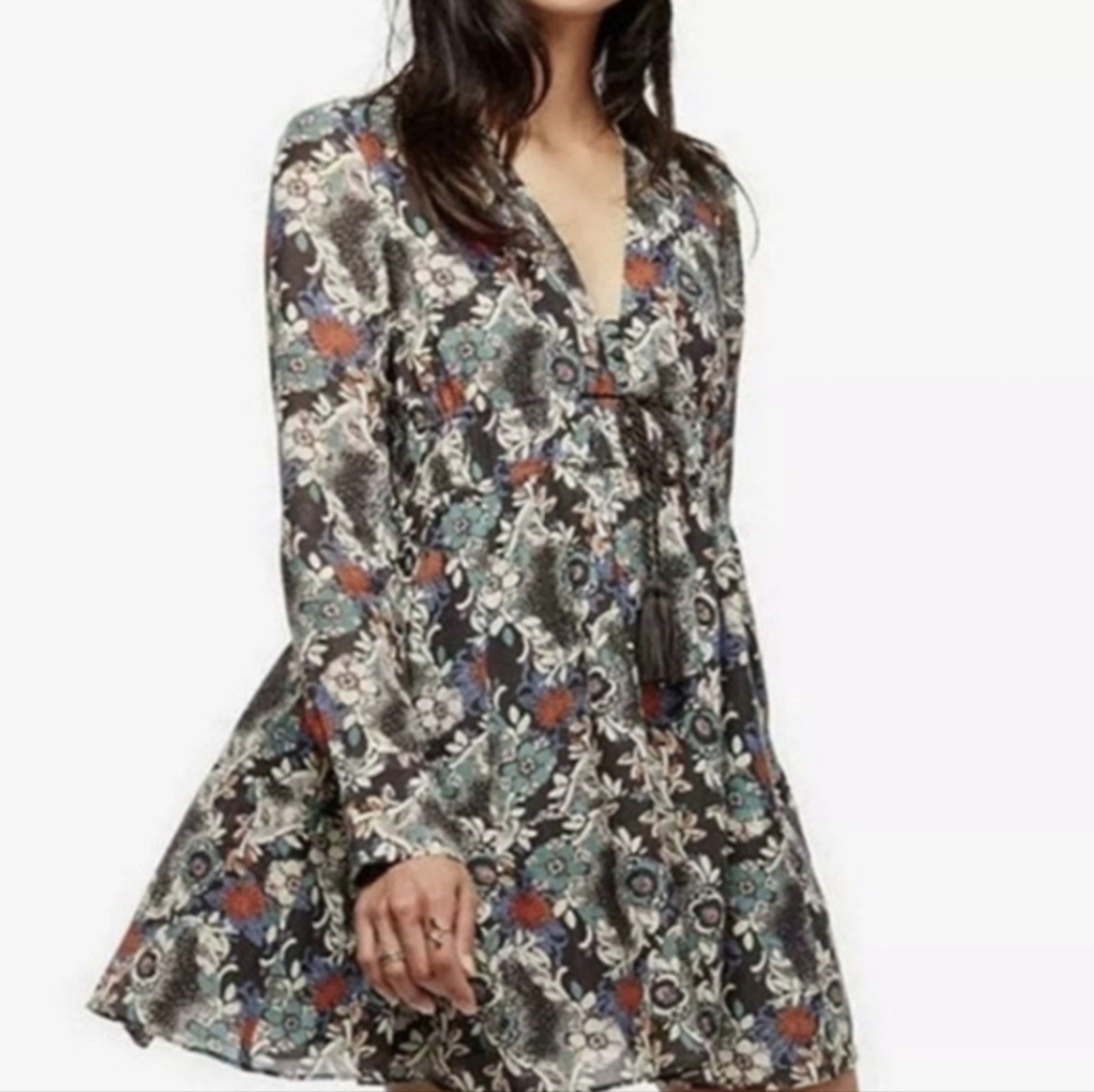 Free people Stealing Fire Bohemian Floral A Line Festival Baby Doll Mini Dres M